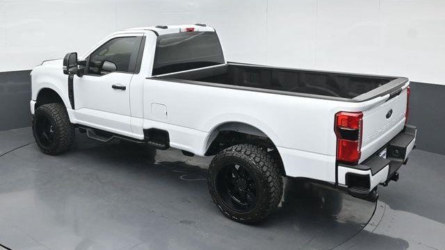 2025 Ford F-350 Super Duty XLT