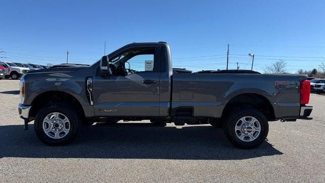 2026 Ford F-350 Super Duty XLT