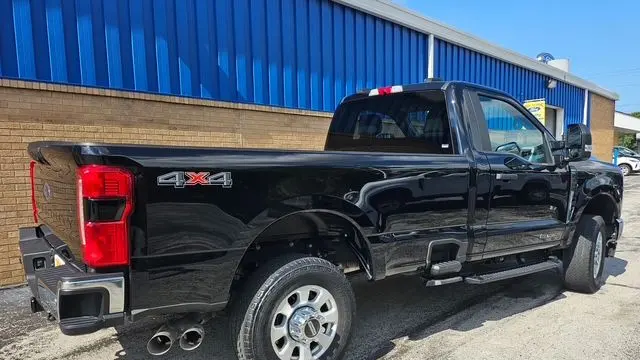 2023 Ford F-350 Super Duty XL