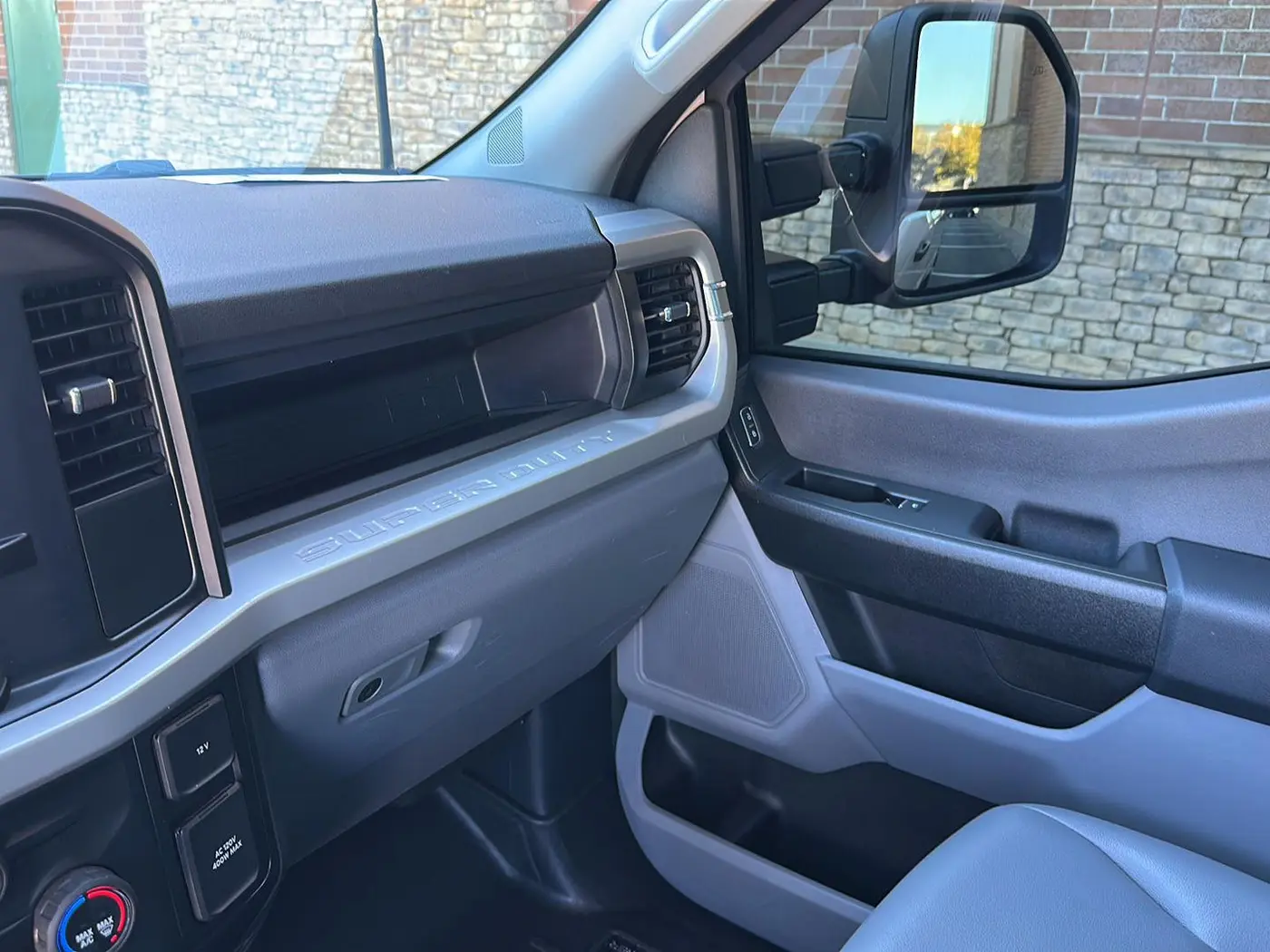 2025 Ford F-350 - $53,950