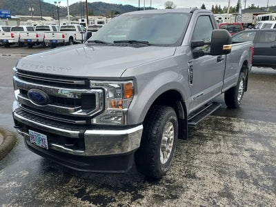 2022 Ford F-350 Super Duty 4X4 XLT 2DR Regular Cab 8 FT. LB SRW Pickup