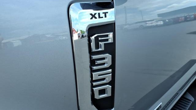 2022 Ford F-350 Super Duty XL