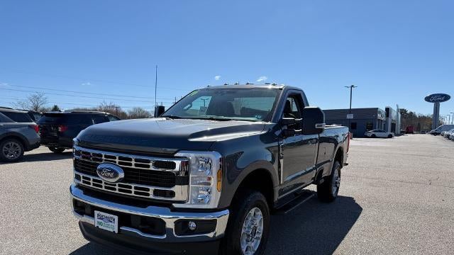 2026 Ford F-350 Super Duty XLT