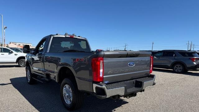 2026 Ford F-350 Super Duty XLT