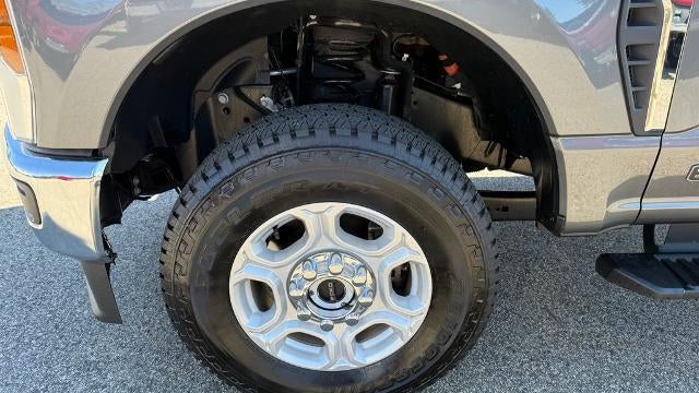 2026 Ford F-350 Super Duty XLT