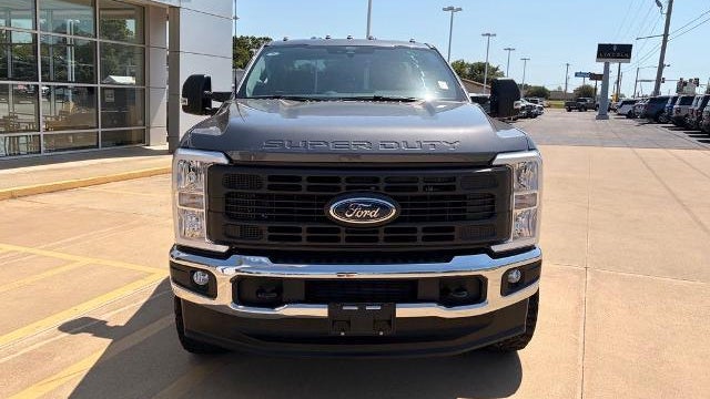 2026 Ford F-350 Super Duty XLT