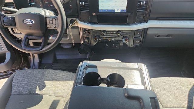 2025 Ford F-350 Super Duty XLT