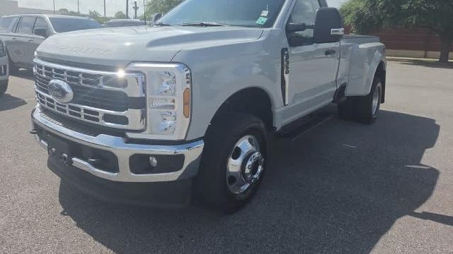 2026 Ford F-350 Super Duty XLT