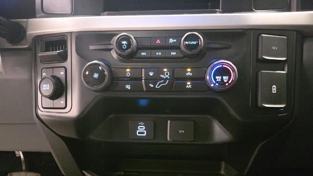 2026 Ford F-350 Super Duty XLT