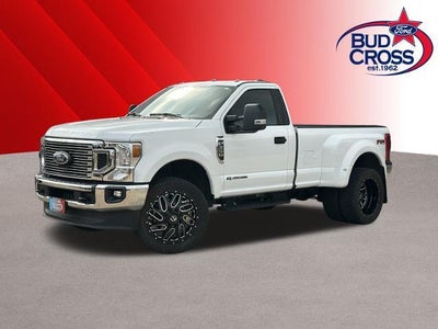 2022 Ford F-350 Super Duty 4X4 XLT 2DR Regular Cab 8 FT. LB DRW Pickup
