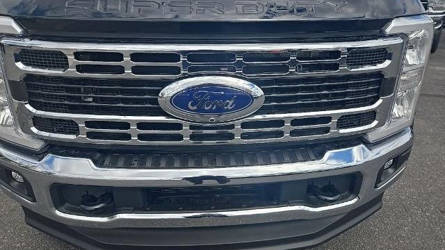 2026 Ford F-450 Super Duty XLT