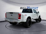 2026 F-450 Super Duty Thumbnail 4