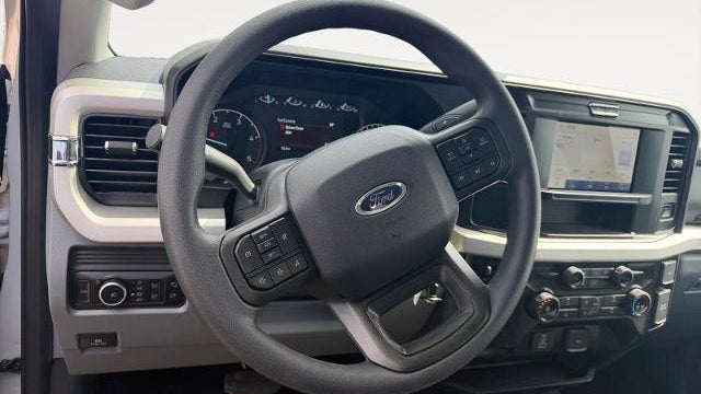 2026 Ford F-450 Super Duty XLT