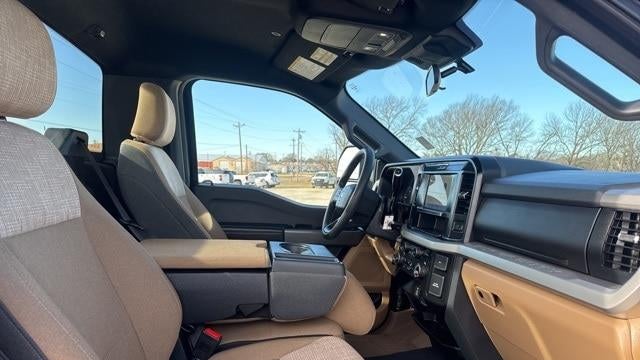 2025 Ford F-450 Super Duty XL