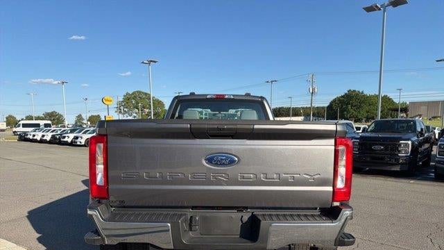2025 Ford F-450 Super Duty XL
