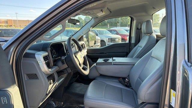 2025 Ford F-450 Super Duty XL