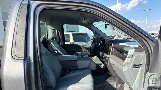 2025 Ford F-450 Super Duty XL