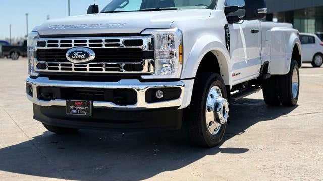 2026 Ford F-450 Super Duty XLT