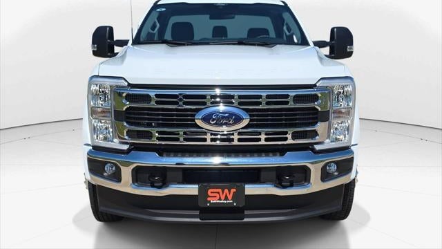 2026 Ford F-450 Super Duty XLT