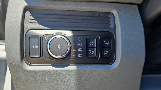2026 Ford F-450 Super Duty XLT