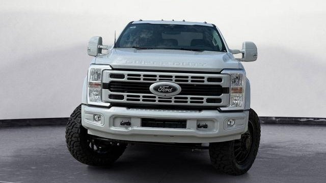 2026 Ford F-450 Super Duty XLT
