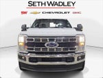 2024 F-450 Super Duty Thumbnail 2