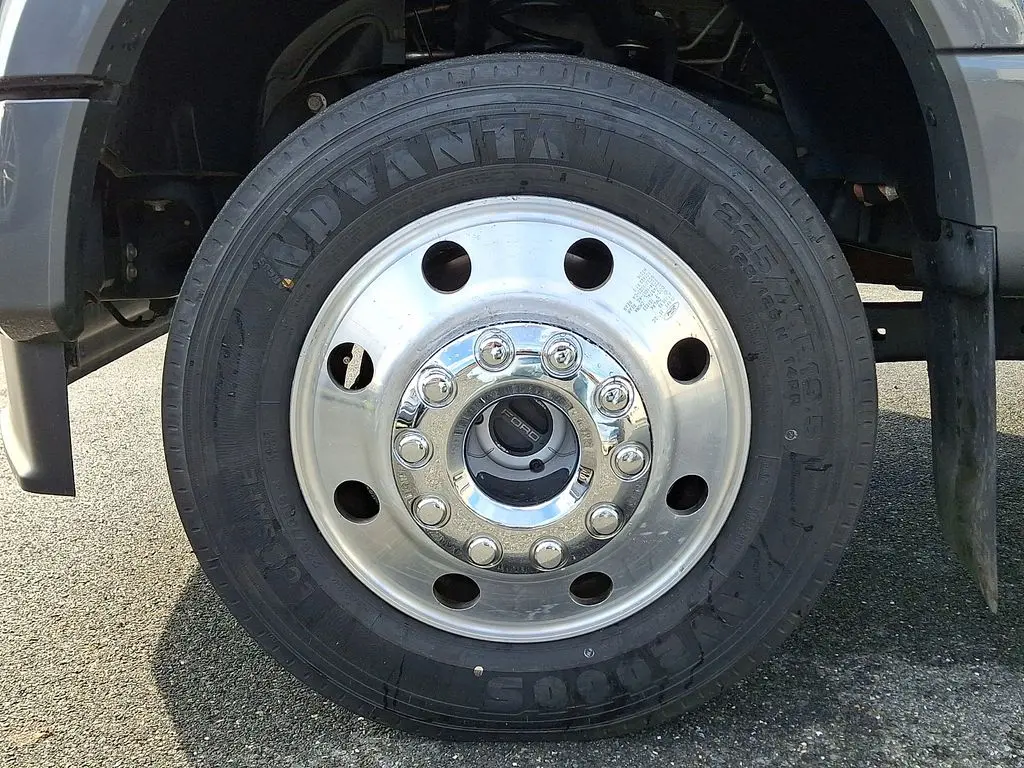 2025 Ford F-450 - $68,200
