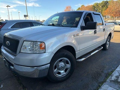 2006 Ford F-150 XLT 4DR Supercrew Styleside 5.5 FT. SB