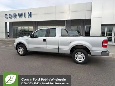 Photo of a 2004 Ford F-150 4DR Supercab XL RWD Styleside 6.5 FT. SB for sale