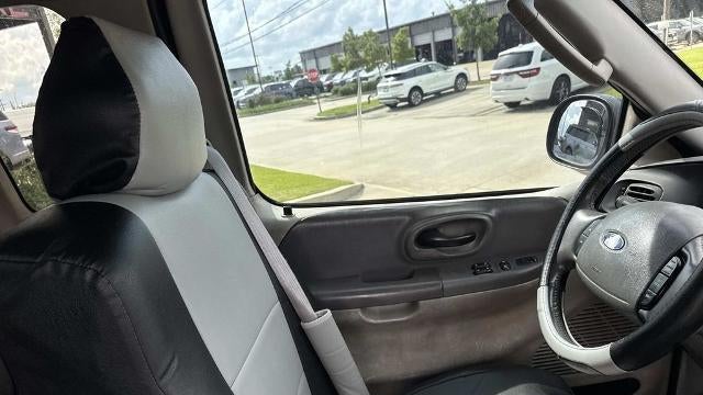 2003 Ford F-150 XL