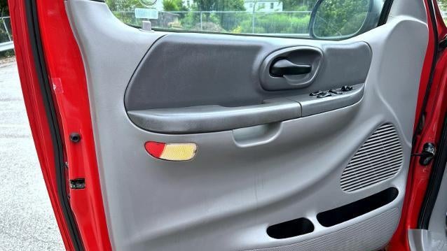 2002 Ford F-150 Lariat