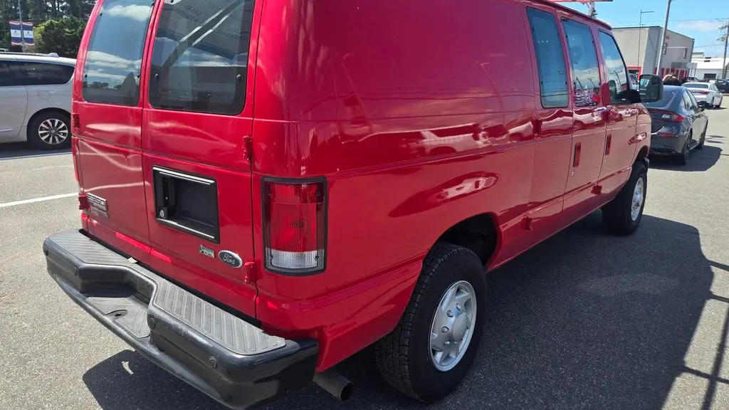 2014 Ford E-Series E-350 SD