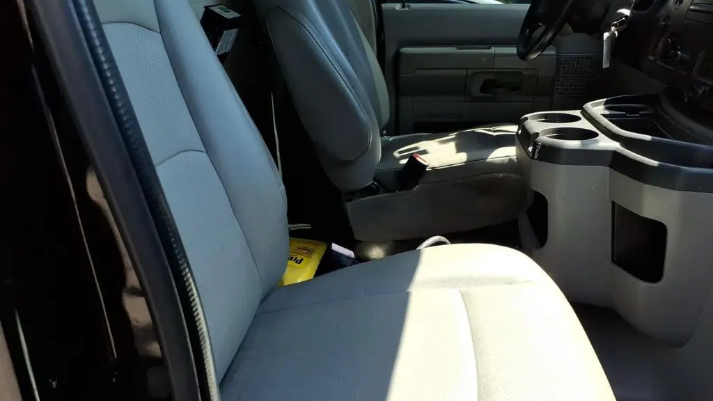 2012 Ford E-Series E-350 SD