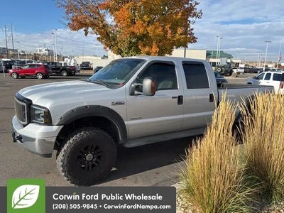2005 Ford F-250 Super Duty 4DR Crew Cab Lariat 4WD LB