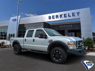 2010 Ford F-250 Super Duty 4X4 XLT 4DR Crew Cab 6.8 FT. SB Pickup