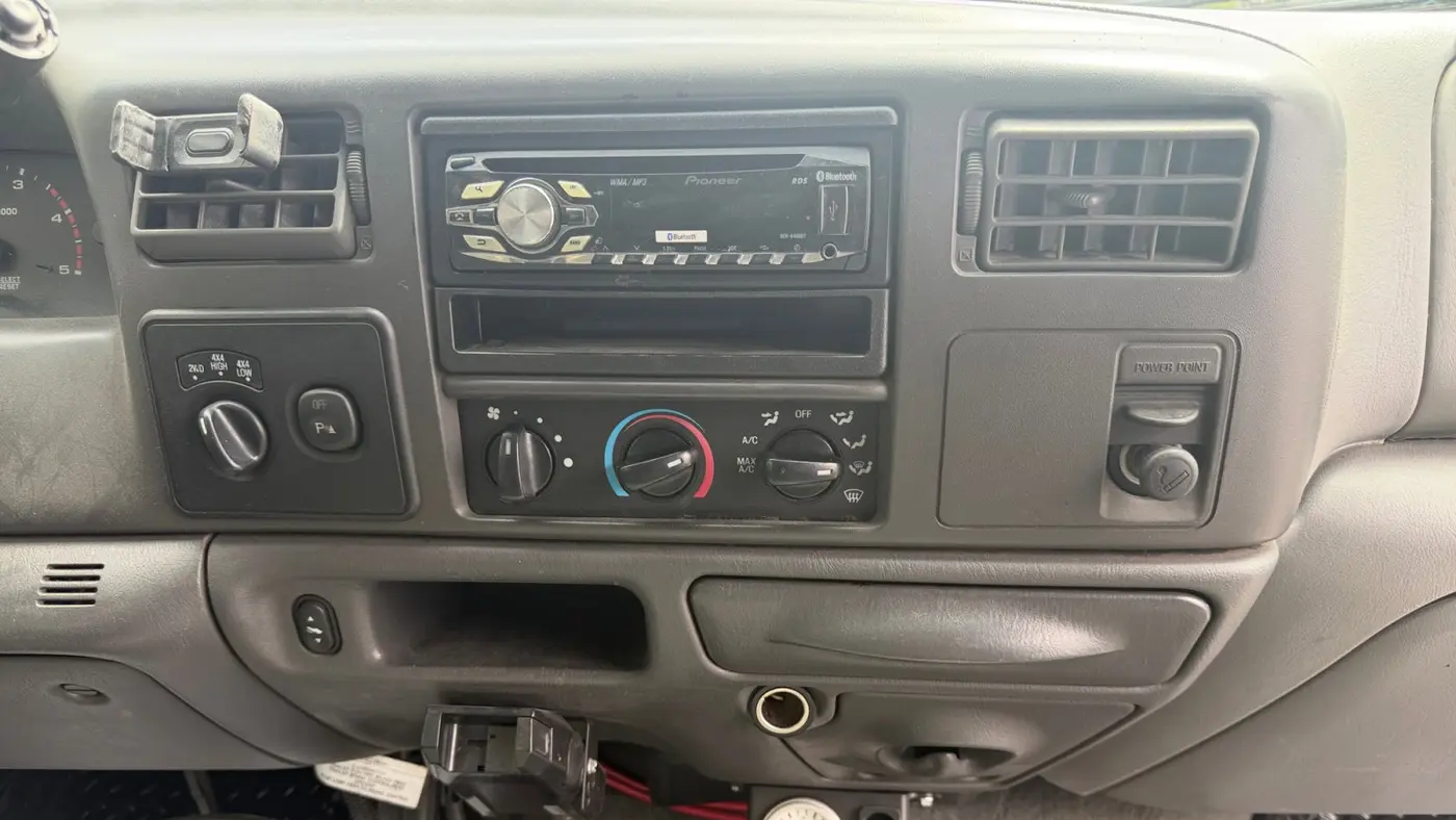 2002 Ford F-350 Super Duty Lariat