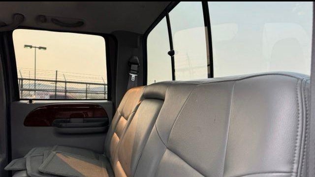 2003 Ford F-350 Super Duty Lariat