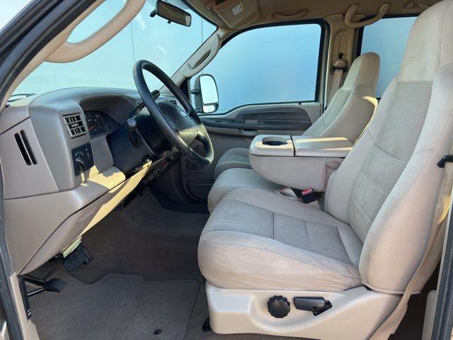 2004 Ford F-350 - $6,900