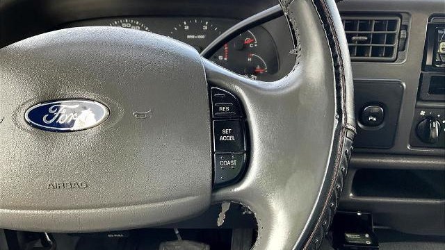 2003 Ford F-350 Super Duty Lariat