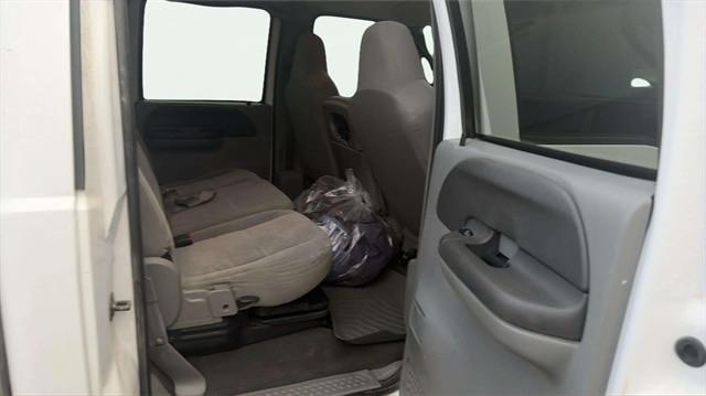 2004 Ford F-350 - $9,125
