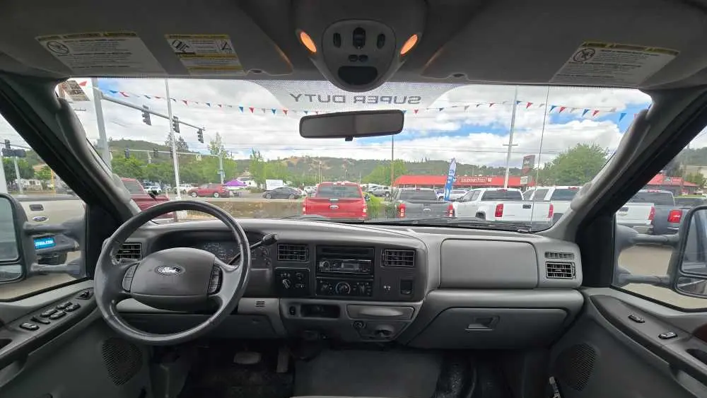 2004 Ford F-350 Super Duty XL