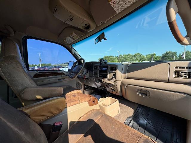 2004 Ford F-350 - $16,986