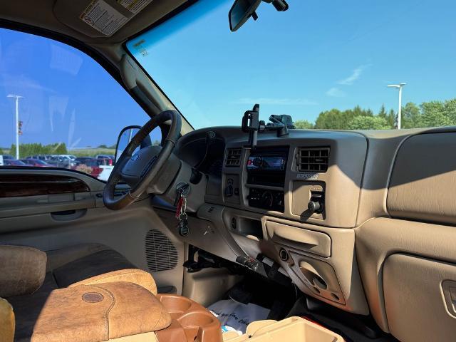 2004 Ford F-350 - $16,986