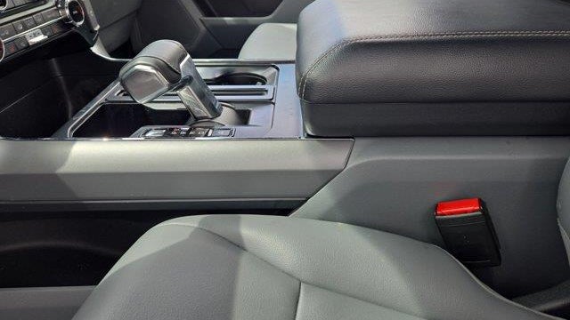 2025 Ford F-150 Lightning Pro