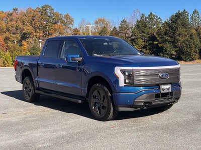 2022 Ford F-150 Lightning AWD Lariat 4DR Supercrew 5.5 FT. SB