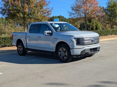 2023 Ford F-150 Lightning AWD Lariat 4DR Supercrew 5.5 FT. SB