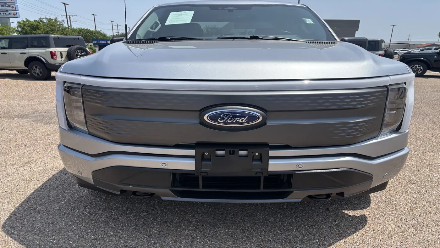 2023 Ford F-150 Lightning XLT