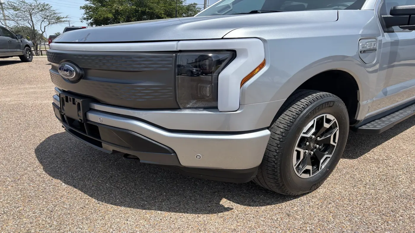 2023 Ford F-150 Lightning XLT