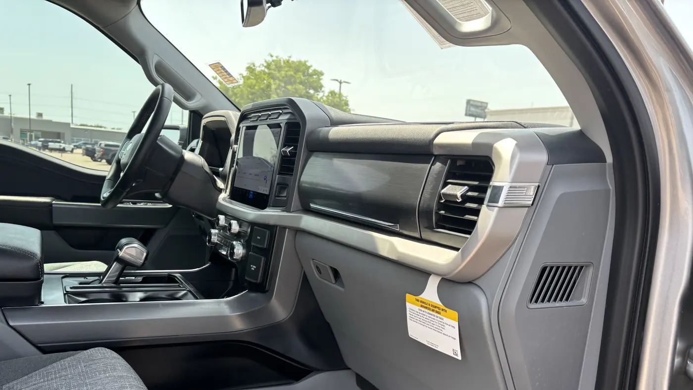 2023 Ford F-150 Lightning XLT