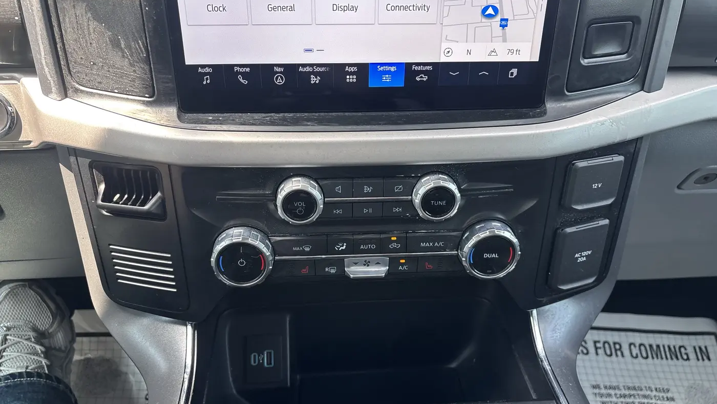 2023 Ford F-150 Lightning XLT